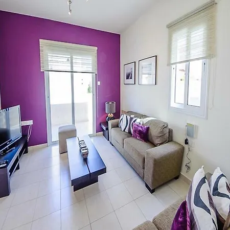 Βίλα Pernera 012