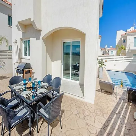 Pernera 012 Βίλα *