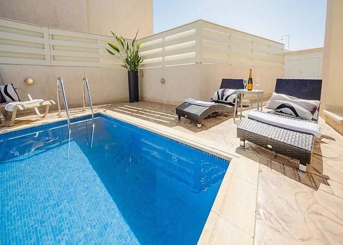 Pernera 012 فيلة